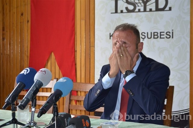Hakemliği gözyaşlarıyla bıraktı