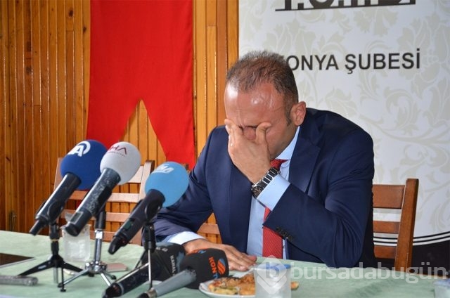 Hakemliği gözyaşlarıyla bıraktı