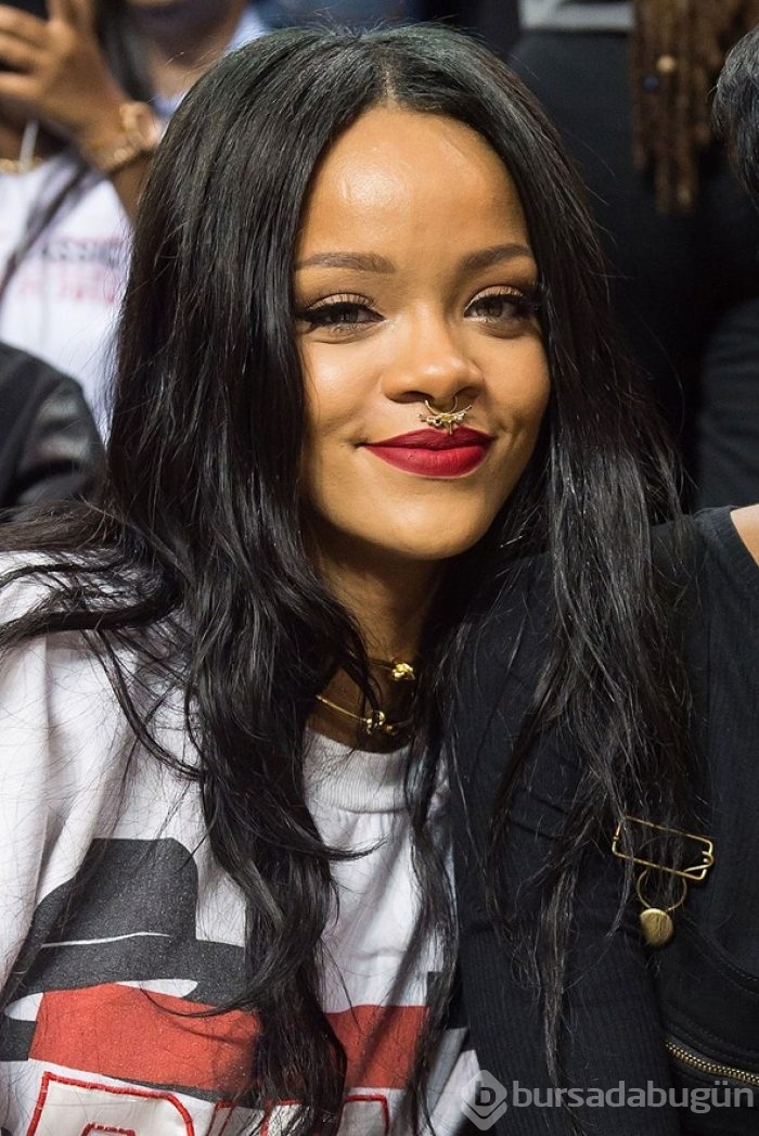 Rihanna'nın gece stili