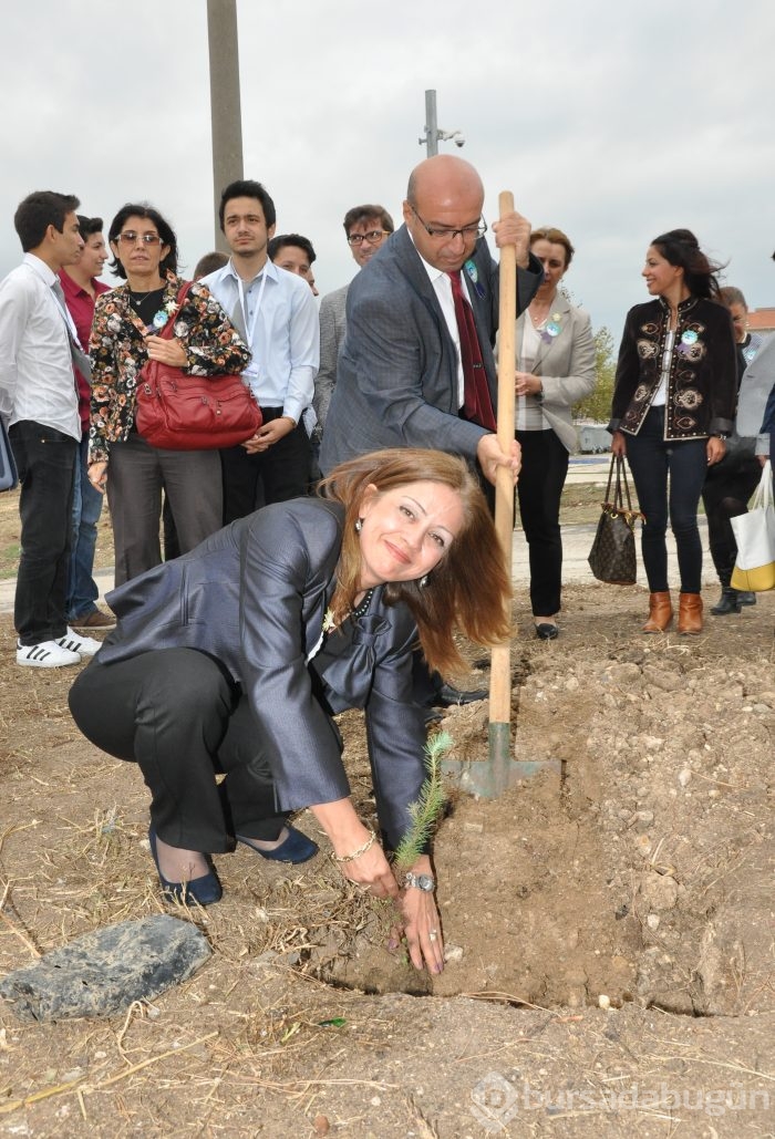 Karacabey Meslek Yüksekokulunda 20. yıl coşkuyla kutlandı...