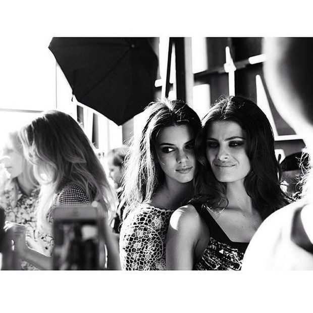 Kendall Jenner Sosyal medyanın diline düştü
