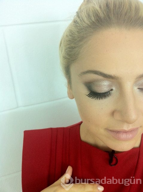 Hadise'de Madonna'ya özendi