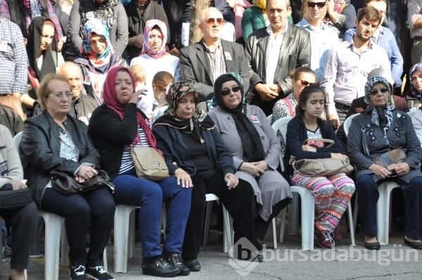 Bebeği alındıktan sonra ölen polis memuruna hüzünlü veda