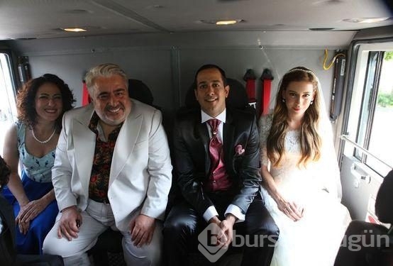Sinem Kobal ''Yaktın Beni'' filminde gelinlik giydi