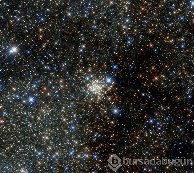 Hubble, uzayda gizemli objeler saptadı!