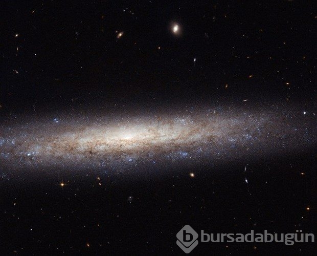 Hubble, uzayda gizemli objeler saptadı!