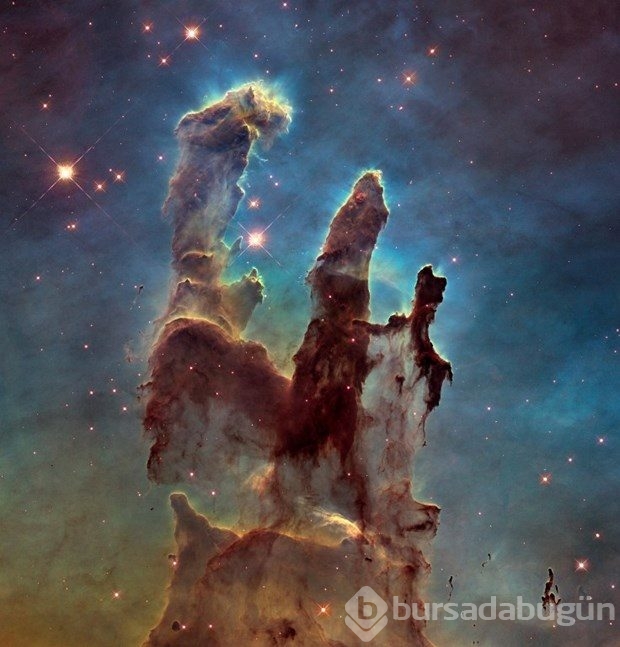 Hubble, uzayda gizemli objeler saptadı!