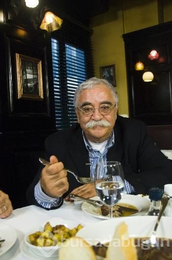 Ünlülerden başsağlığı mesajları (Levent Kırca hayatını kaybetti)