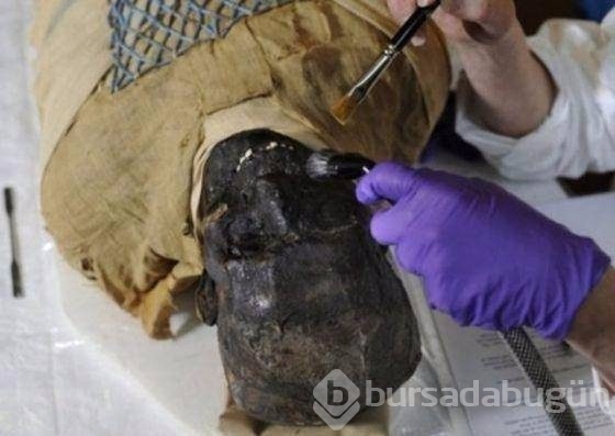 300 yıllık ceset 1 saatte çürüdü