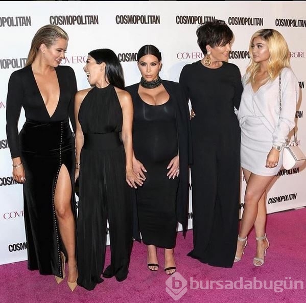 Kim Kardashian Cosmopolitan'ın 50.Yılında