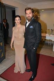 Engin Altan Düzyatan ile Neslişah Alkoçlar Levent'te