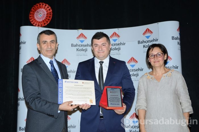 En çağdaş yöntemleri araştırıp kullanıyor...