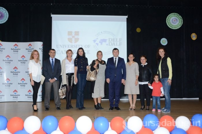 En çağdaş yöntemleri araştırıp kullanıyor...