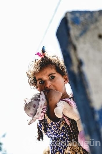 Türkiye'deki Suriyeli mülteci krizinin küçük yüzleri