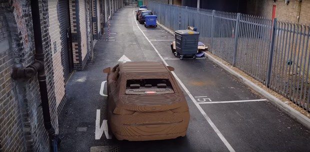 Kartondan otomobil yaptılar