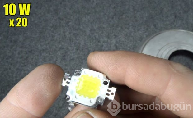 Paslı tavadan kamera yaptı!