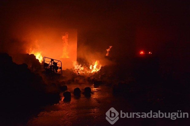 İplik fabrikasında çıkan yangın 5 saatte söndürüldü