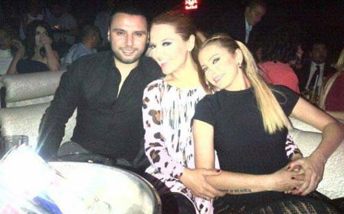 "Seni de o travestici yeğenlerini de...
