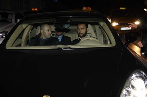"Seni de o travestici yeğenlerini de...
