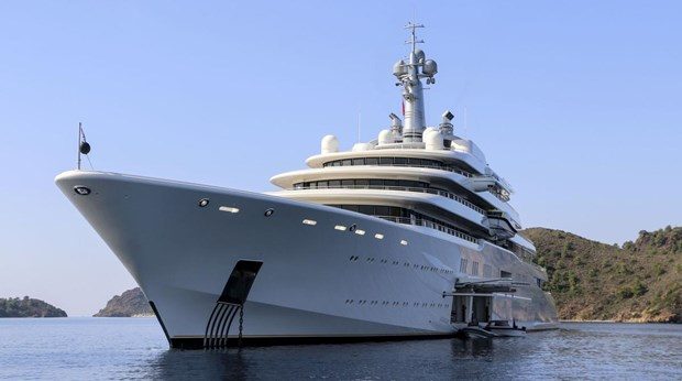 Abramovic 165 metrelik yatıyla Marmaris'te
