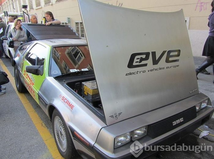 Geleceğe Dönüş'ün otomobili DeLoreans