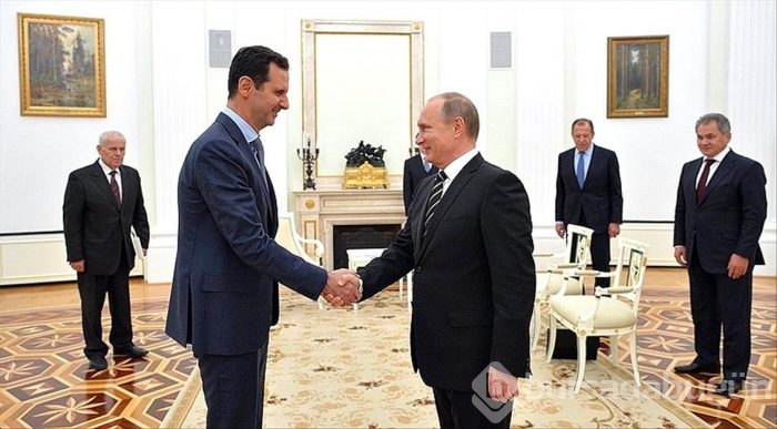 Esed Moskova'da Putin'le görüştü