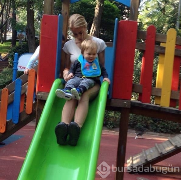 Bade İşçil'in park keyfi