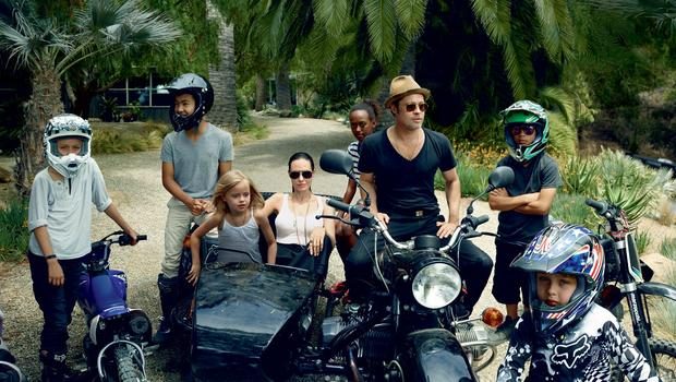Angelina Jolie-Brad Pitt çifti ve çocukları Vogue dergisinde