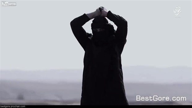 IŞİD&acute;den katliam! (+18)
