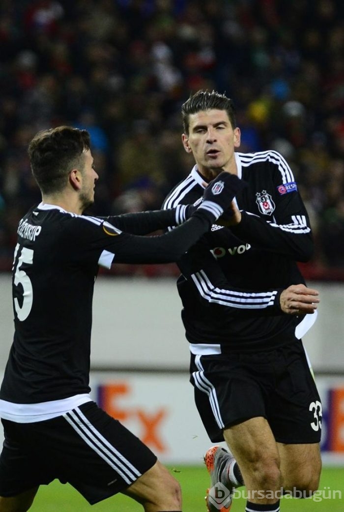 Lokomotiv Moskova-Beşiktaş karşılaşmasından kareler