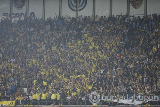 Fenerbahçe-Ajax karşılaşmasından kareler
