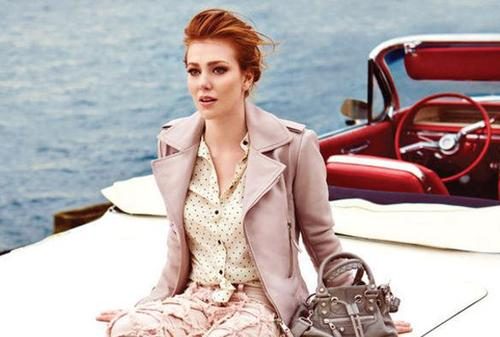 Elçin Sangu mahkemelik oldu