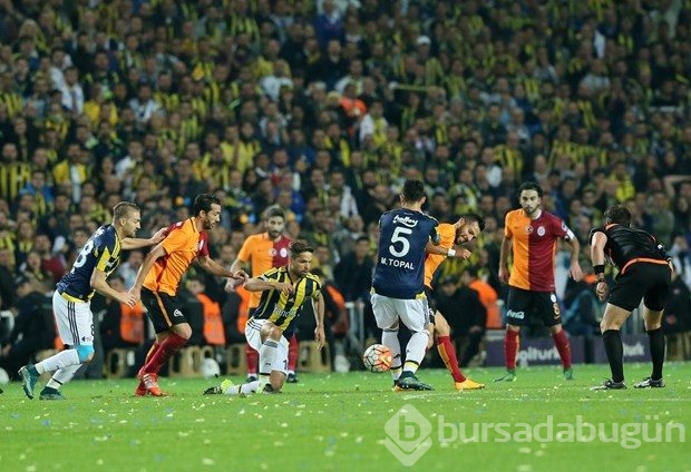 Fenerbahçe - Galatasaray derbisinden kareler