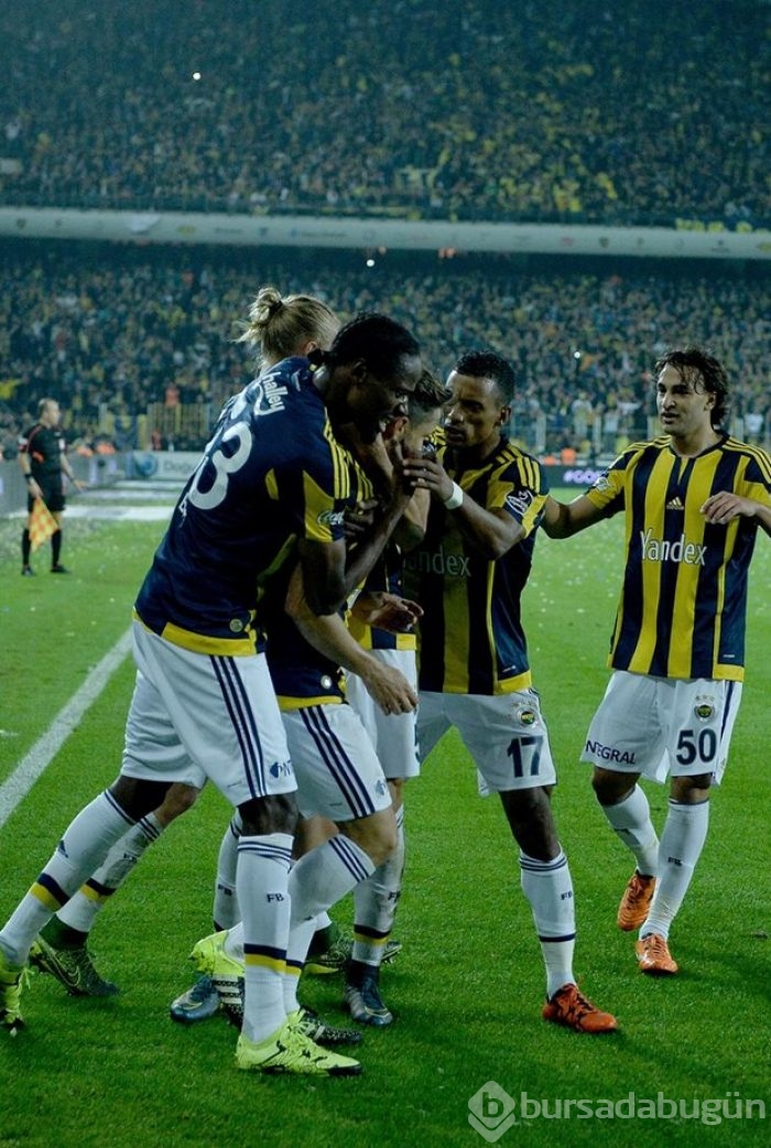 Fenerbahçe - Galatasaray derbisinden kareler