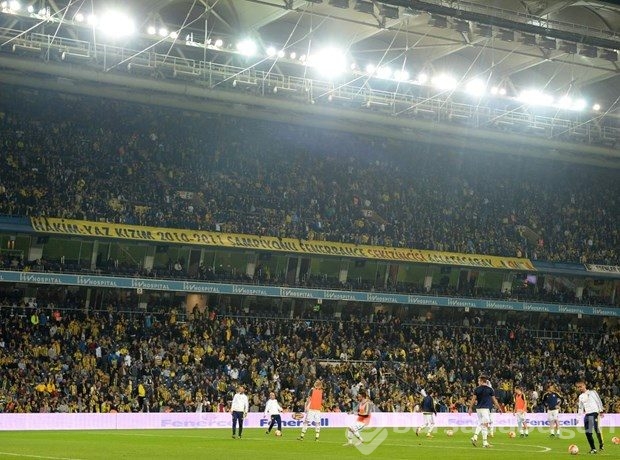 Fenerbahçe - Galatasaray derbisinden kareler