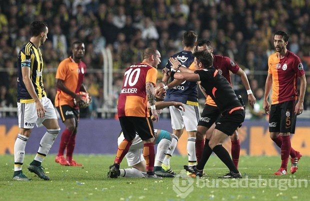 Fenerbahçe - Galatasaray derbisinden kareler