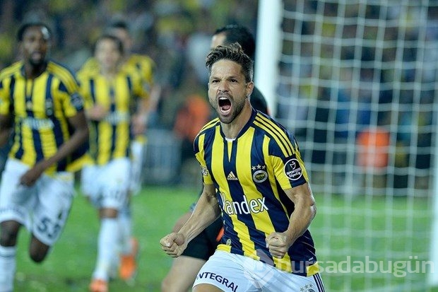 Fenerbahçe - Galatasaray derbisinden kareler