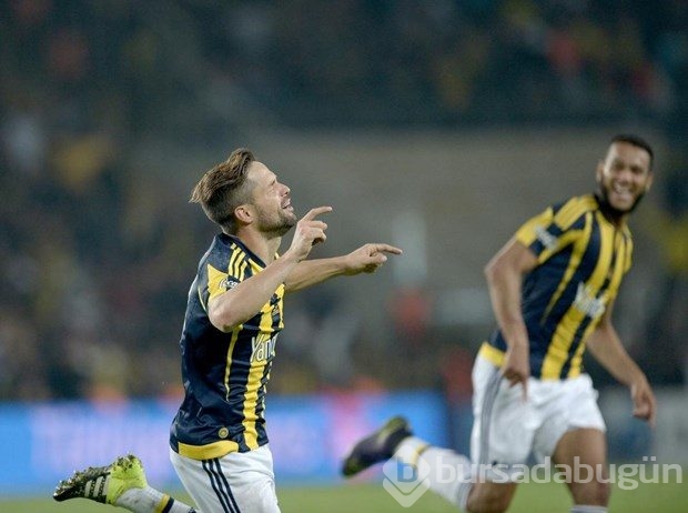 Fenerbahçe - Galatasaray derbisinden kareler