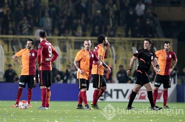 Fenerbahçe - Galatasaray derbisinden kareler