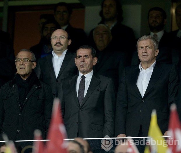 Fenerbahçe - Galatasaray derbisinden kareler