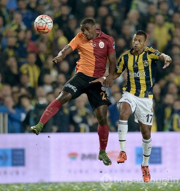 Fenerbahçe - Galatasaray derbisinden kareler