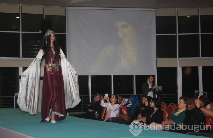 Bursa'da Osmanlı Sultanları Modası esti...