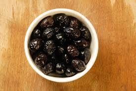 Zeytin çekirdeğini yutun!