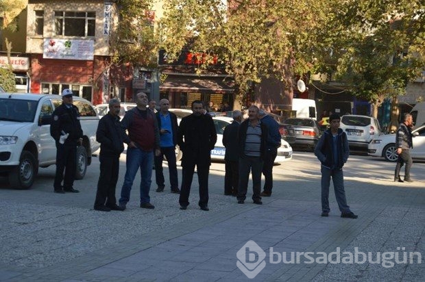 Bağımsız aday bu kez 6 kişi ile en kalabalık mitingini yaptı