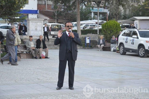 Bağımsız aday bu kez 6 kişi ile en kalabalık mitingini yaptı