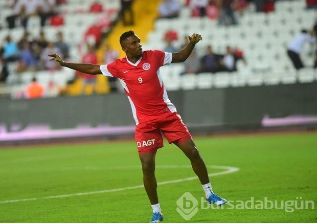 Antalyaspor-Beşiktaş maçından kareler