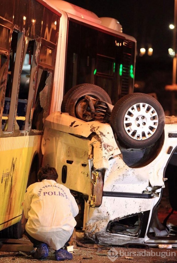Metrobüs yolunda feci kaza: 5 ölü, 5 yaralı