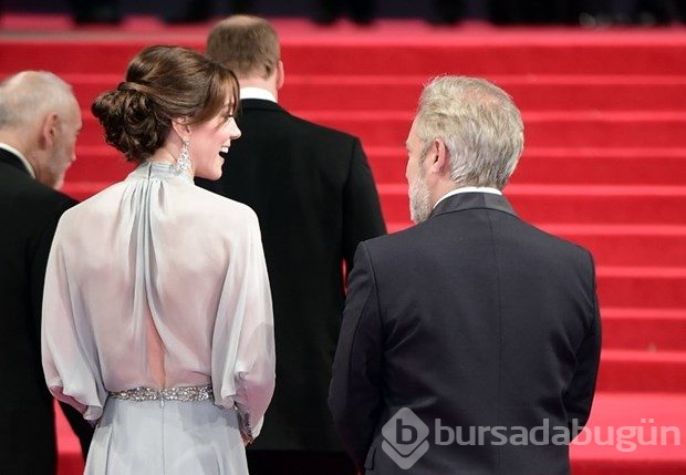 Ünlüler "James Bond" için kırmızı halıda