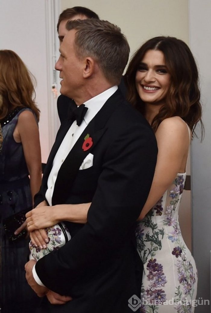 Ünlüler "James Bond" için kırmızı halıda