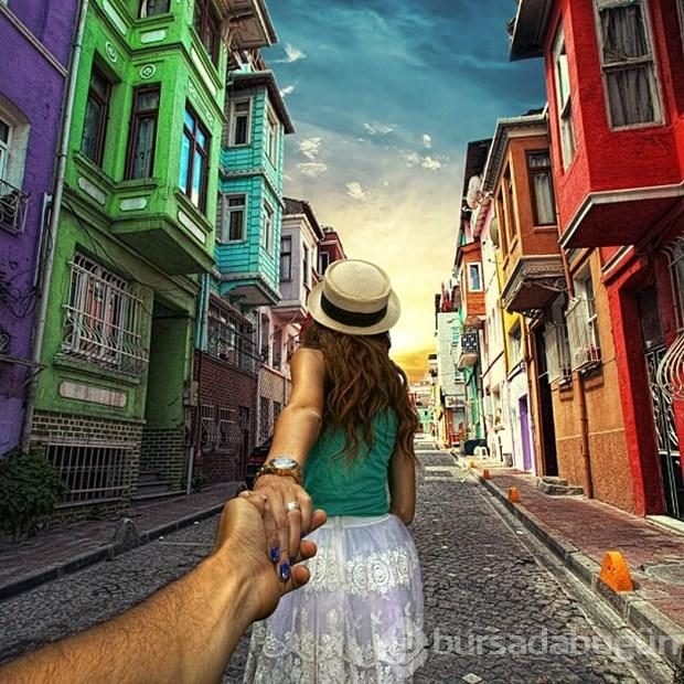 Sevgilisini her yerde takip eden fotoğrafçı